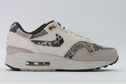 Nike W Air Max 1 87 Sneakers (HF5338 100)