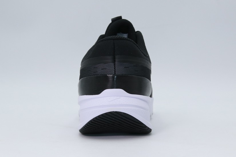 Nike Star Runner 5 Αθλητικά Παπούτσια για Τρέξιμο Μαύρα, Λευκά