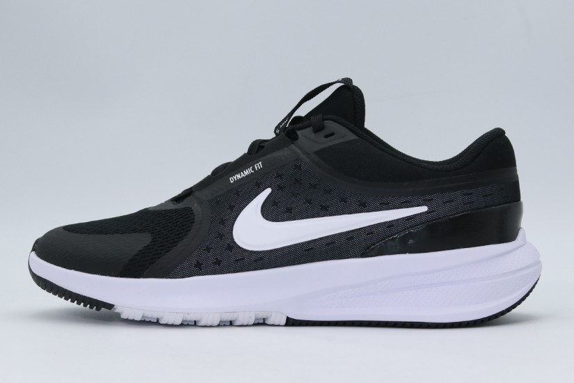Nike Star Runner 5 Αθλητικά Παπούτσια για Τρέξιμο Μαύρα, Λευκά