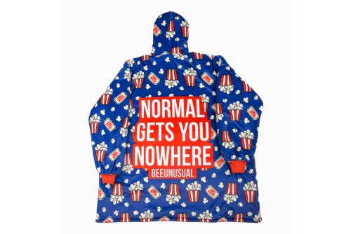 Bee Unusual Chill Bitch Hooded Blanket Πόντσο (HH-257424)