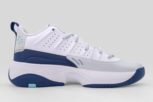 Jordan Max Aura 7 Sneakers (HQ2091 101)