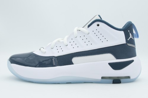 Jordan Max Aura 7 Sneakers (HQ2091 402)