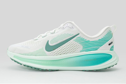 Nike Vomero 18 Αθλητικά Παπούτσια Για Τρέξιμο (HQ2157 106)