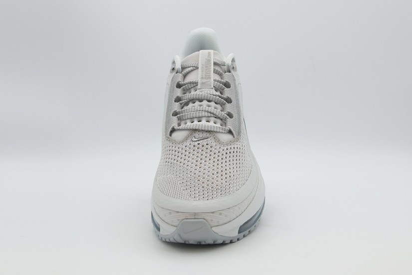 Nike Pegasus Premium Ανδρικά Αθλητικά Παπούτσια για Τρέξιμο Γκρι Ανοιχτό, Λευκά, Μαύρα