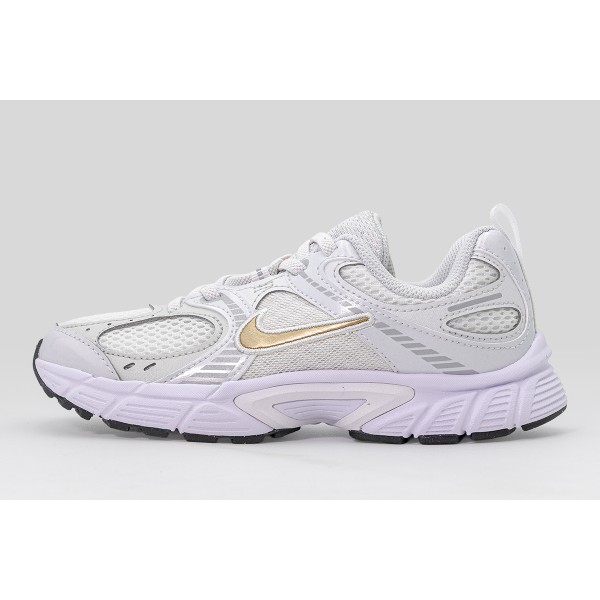 Nike V5 Rnr Sneakers (HQ6412 104)
