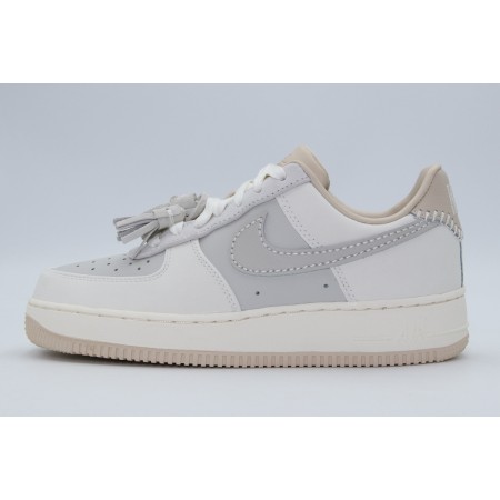 Nike Wmns Air Force 1 07 