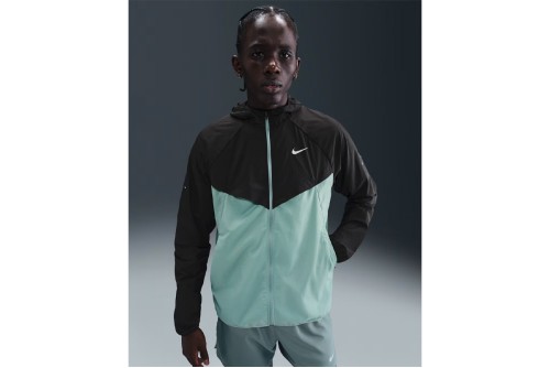 Nike Stride Repel Uv Running Μπουφάν Αντιανεμικό Ανδρικό (HV4548 014)