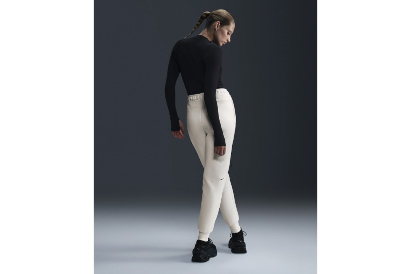 Nike Sportswear Tech Fleece Γυναικείο Παντελόνι Φόρμας Εκρού