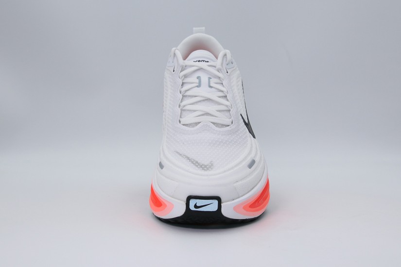 Nike Vomero Plus Ανδρικά Αθλητικά Παπούτσια για Τρέξιμο Λευκά, Κόκκινα