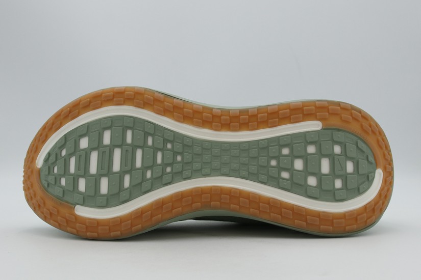 Nike Vomero Plus Ανδρικά Αθλητικά Παπούτσια για Τρέξιμο Μέντα, Λευκά, Μαύρα