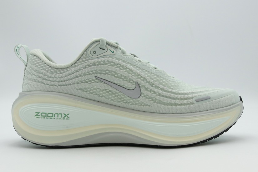 Nike Vomero Plus Γυναικεία Αθλητικά Παπούτσια για Τρέξιμο Μέντα, Ασημί