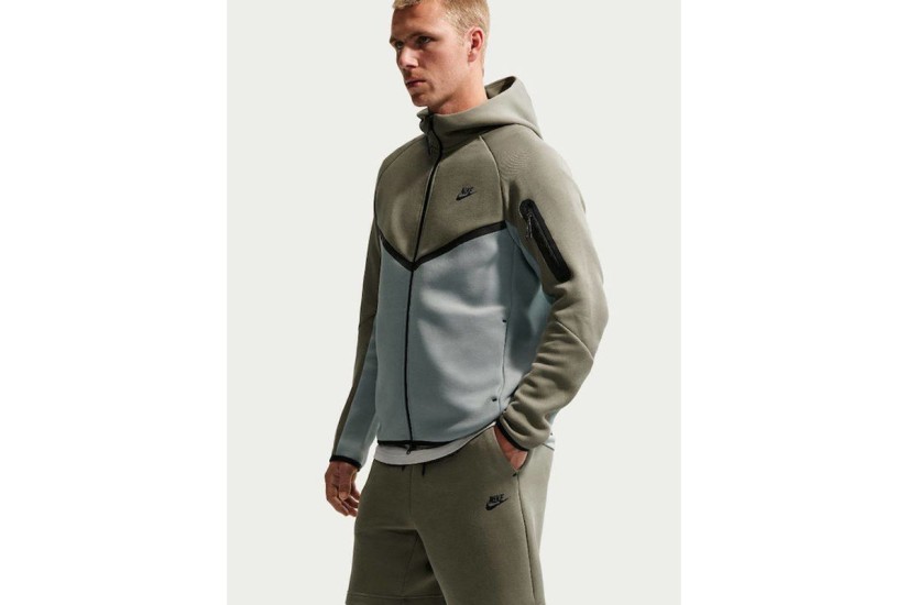 Nike Tech Fleece Ανδρική Αθλητική Βερμούδα Λαδί