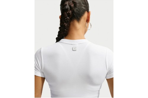 Nike Sportswear T-Shirt Γυναικείο (IO8384 100)