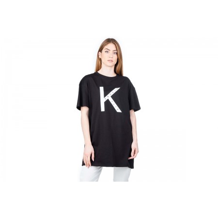 Kendall + Kylie W Longfit Oversized Logo T-Shirt 