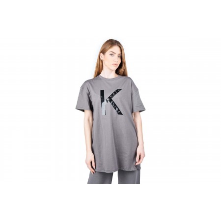 Kendall + Kylie W Longfit Oversized Logo T-Shirt 