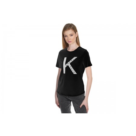 Kendall + Kylie W Square Logo T-Shirt 