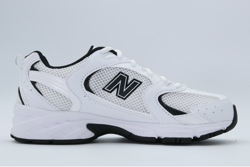 New Balance 530 Sneakers (MR530EWB)
