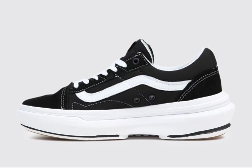 Vans Old Skool Over Sneakers (VN0A7Q5EBA21)