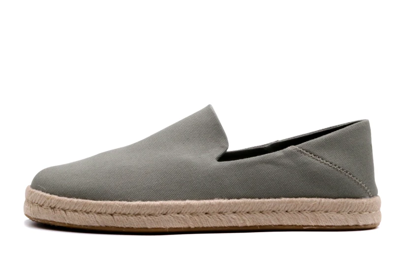 Toms Santiago 
