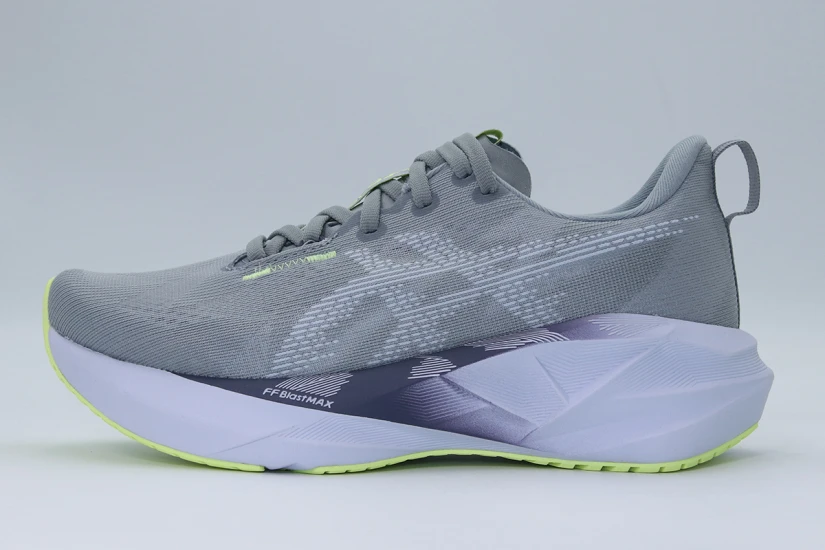 ASICS Novablast 5 Αθλητικά Παπούτσια για Τρέξιμο Γκρι, Μωβ, Λιλά