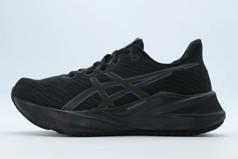 ASICS Versablast 4 Αθλητικά Παπούτσια για Τρέξιμο Μαύρα
