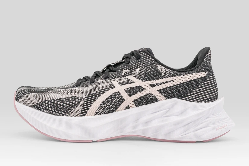 ASICS Dynablast 5 Αθλητικά Παπούτσια για Τρέξιμο Σομόν, Μαύρα, Λευκά