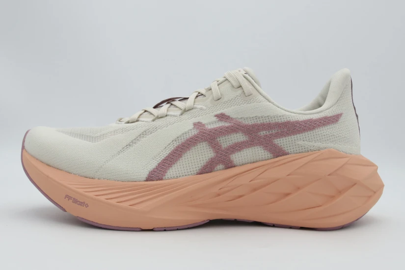 ASICS Dynablast 6 Γυναικεία Αθλητικά Παπούτσια για Τρέξιμο Μπεζ, Σομόν