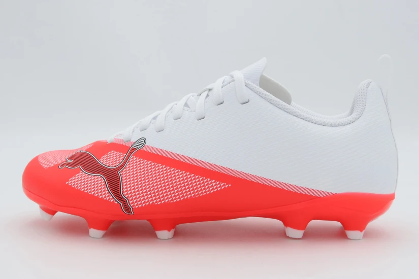 Puma Ultra 7 Play FG/AG Παιδικά Ποδοσφαιρικά Παπούτσια με Τάπες Λευκά, Κοραλλί