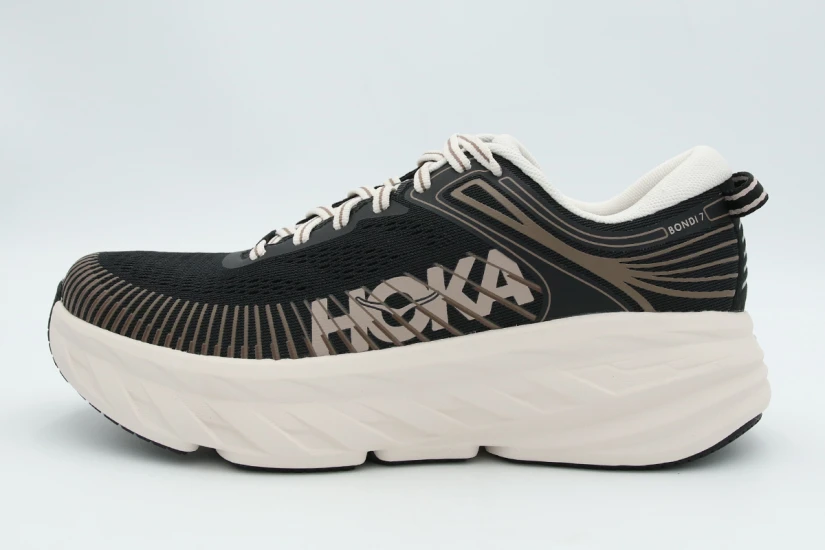 Hoka One One Bondi 7 Ανδρικά Αθλητικά Παπούτσια για Τρέξιμο Μαύρα, Σάπιο Μήλο, Λευκά
