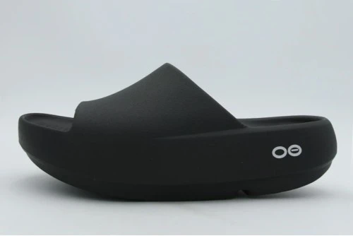 Oofos Ooahh Plus Παντόφλες (2200 BLACK)