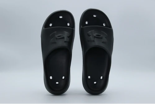 Under Armour Locker V Sl Παντόφλες (3028094-001)