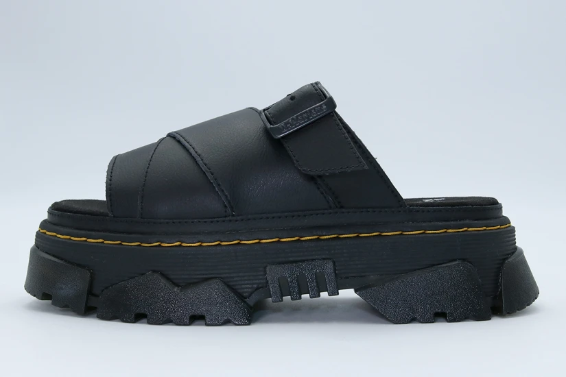 Dr. Martens Mattison Slide Γυναικεία Σανδάλια Μαύρα