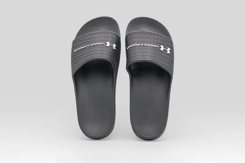 Under Armour ARMR Shower Ανδρικές Παντόφλες Μαύρες