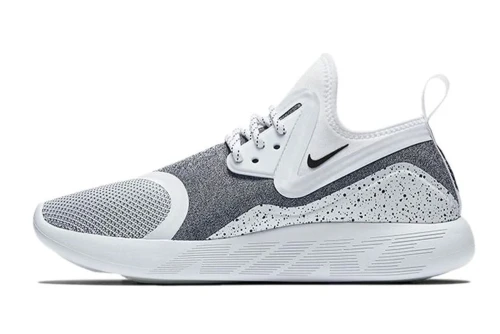 Nike Lunarcharge Essential Sneakers (923620 100)