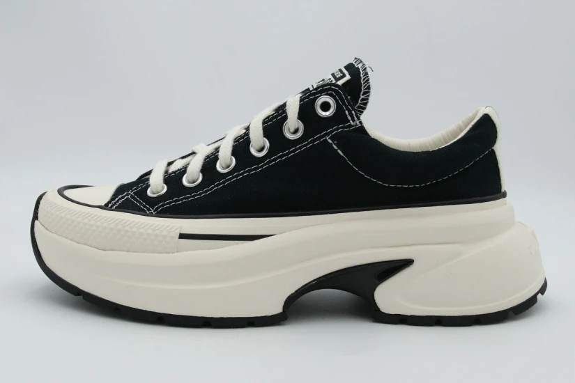 Converse Run Star Crush Γυναικεία Sneakers Μαύρα, Εκρού