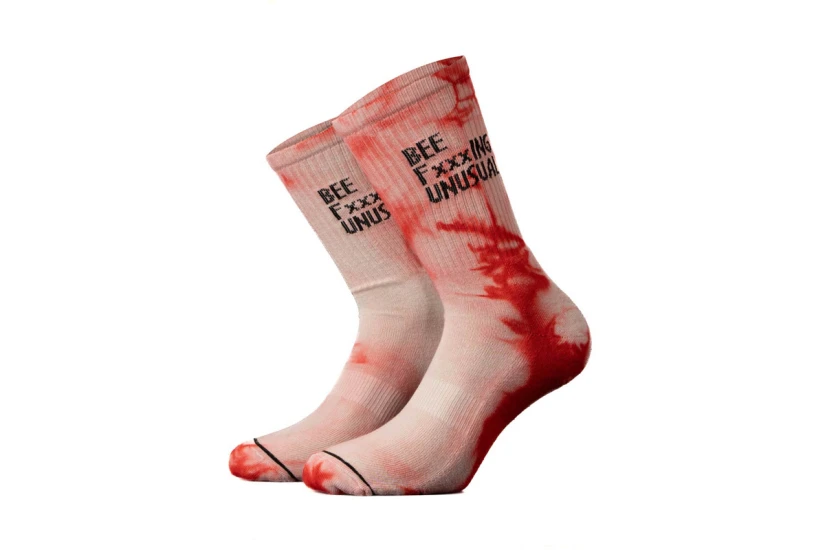 Bee FxxxING Unusual Tie Dye Issue Unisex Κάλτσες μέχρι τη Γάμπα