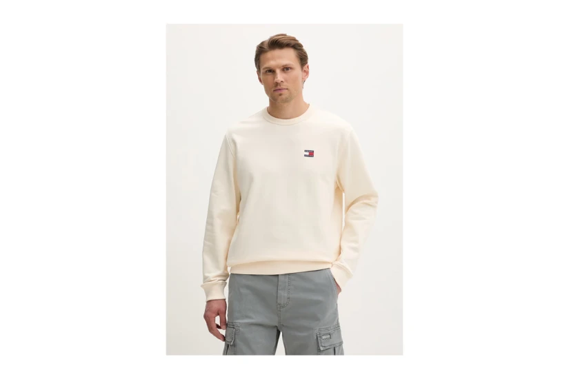 Tommy Jeans Badge Ανδρική Μακρυμάνικη Μπλούζα με Λαιμόκοψη Εκρού