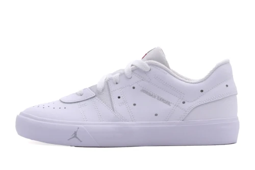 Jordan Wmns Series Es Sneakers (DN1857 100)