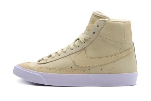 Nike Blazer Mid Premium Sneakers (DQ7572 700)