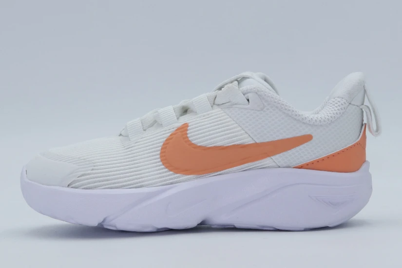 Nike Star Runner 4 Βρεφικά Αθλητικά Παπούτσια Εκρού, Πορτοκαλί, Λευκά