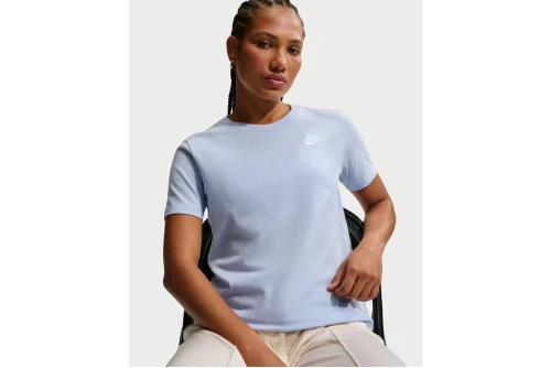 Nike Sportswear Club Essentials T-Shirt Γυναικείο (DX7902 407)
