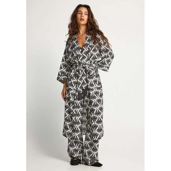 Funky Buddha Κιμονό Γυναικείο (FBL013-102-01-BLACK) Funky Buddha Κιμονό Γυναικείο (FBL013-102-01-BLACK)