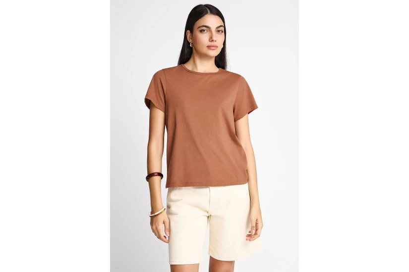 Funky Buddha The Basics Collection Γυναικείο Κοντομάνικο T-Shirt Καφέ