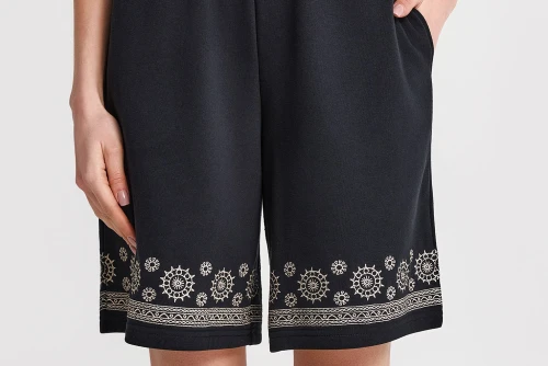 Funky Buddha Embroidery Σορτς Αθλητικό Γυναικείο (FBL013-104-03-BLACK)