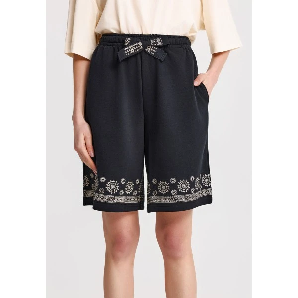 Funky Buddha Embroidery Σορτς Αθλητικό Γυναικείο (FBL013-104-03-BLACK)