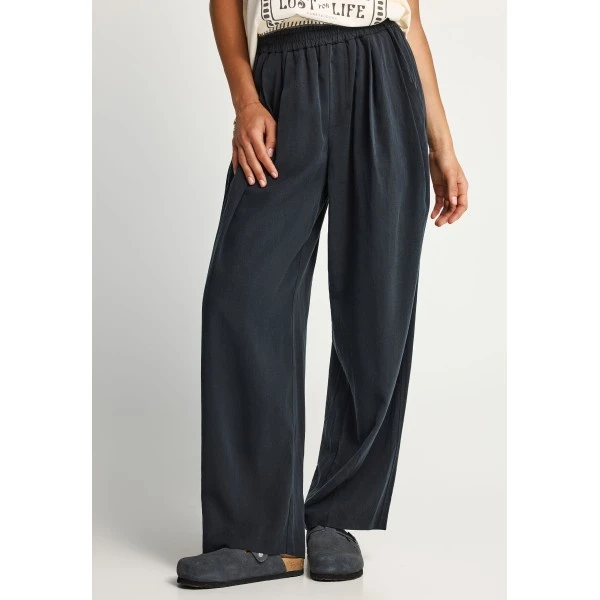 Funky Buddha Lyocell Παντελόνα Γυναικεία (FBL013-110-02-BLACK)