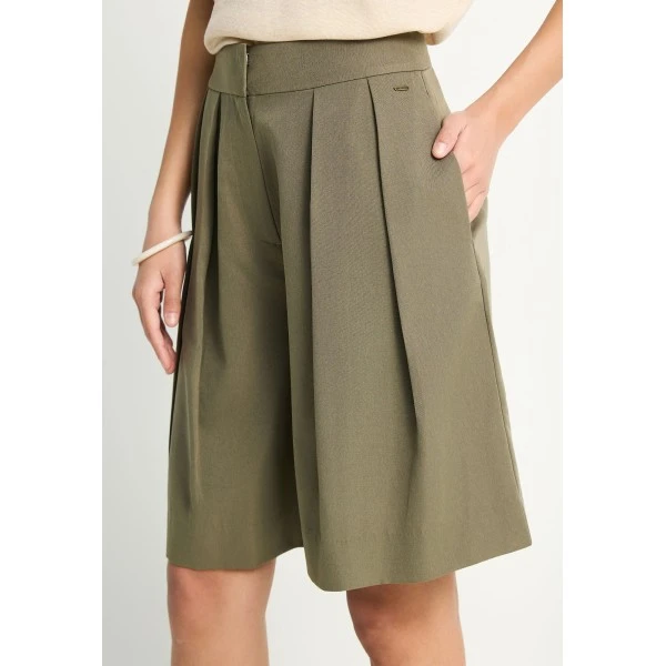 Funky Buddha Βερμούδα Casual Με Πιέτες Γυναικεία (FBL013-111-03-KHAKI)