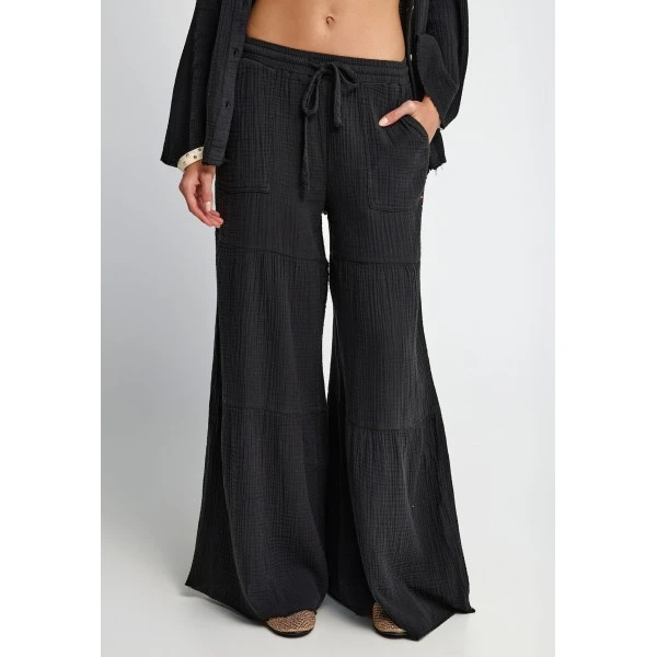 Funky Buddha Wide Leg Παντελόνα Γυναικεία (FBL013-130-02-BLACK)