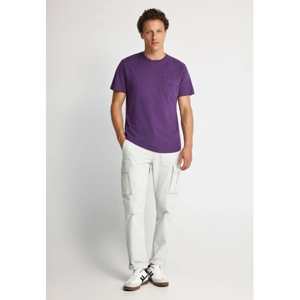 Funky Buddha Chest Pocket T-Shirt Ανδρικό (FBM013-005-04-WINE-BERRY)
