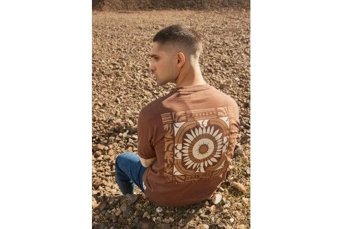 Funky Buddha Print On The Back T-Shirt Ανδρικό (FBM013-050-04-BRUNETTE)